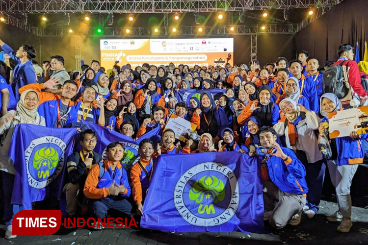 Delegasi FMIPA Universitas Negeri Malang meraih juara di Pimnas 2023. (FOTO: AJP TIMES Indonesia)