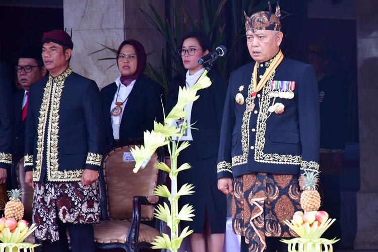 Bupati Malang, HM Sanusi, saat upacara Hari Jadi ke-1263 Kabupaten Malang. (FOTO: IST)
