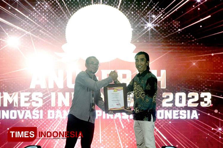 Anugerah-TIMES-Indonesia-Syahrul-Karim.jpg