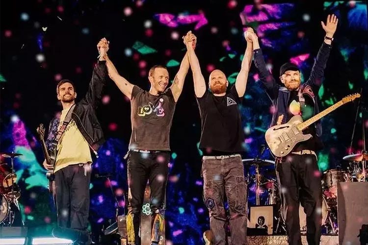 Konser Coldplay di Jakarta termasuk dalam konser fenomenal pada tahun 2023. FOTO: beritasatu