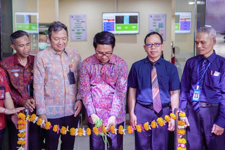 Sekda Pemkab Badung meresmikan Gedung UPTD Puskesmas Abiansemal I. (Foto: Prokopim Badung for TIMES Indonesia)