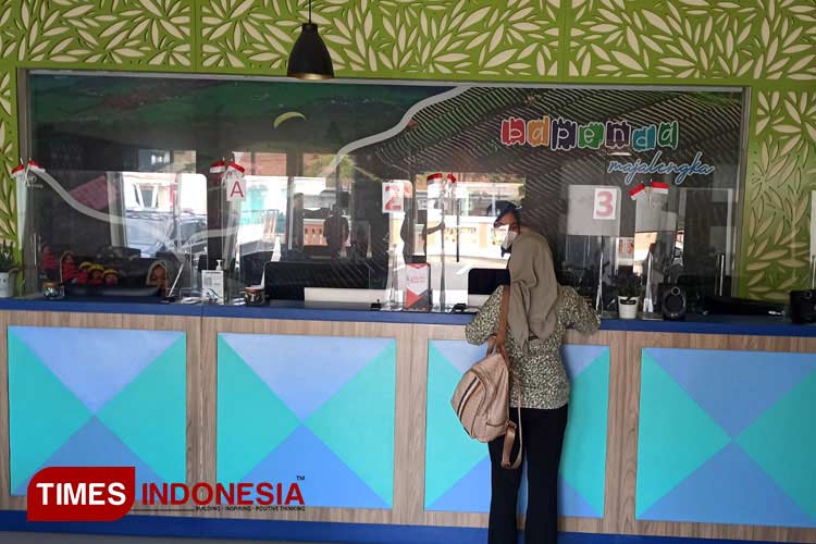 Pelayanan Bapenda Kabupaten Majalengka. (FOTO: dok TIMES Indonesia)