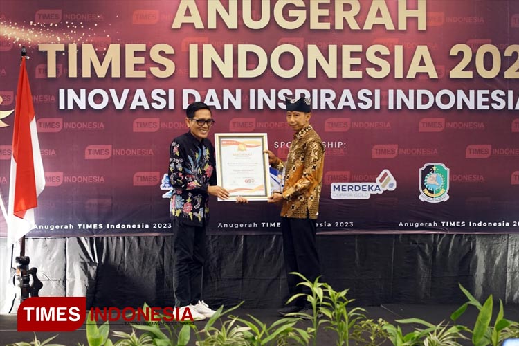 Guntur Priambodo, Tokoh Inspiratif Banyuwangi Kategori Loyalitas Pengabdian Tanpa Batas 2023