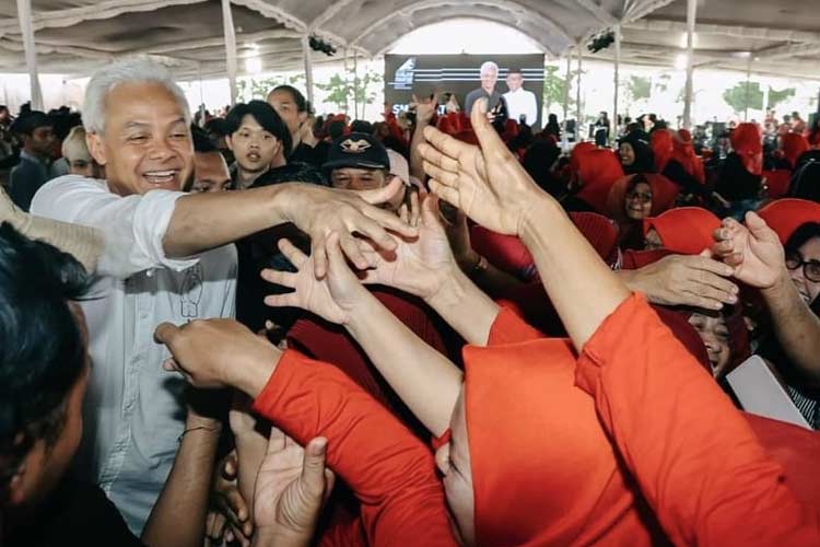 Ganjar Pranowo Terima Banyak Masukan untuk Debat Capres Ketiga, Pertahanan dan Hubungan Internasional Jadi Sorotan