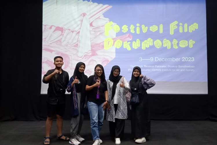 Film “Pasar Tanpa Uang” Karya Siswa SMPN 8 Kota Probolinggo Masuk Nominasi 5 Besar FFD Yogyakarta 2023