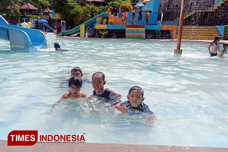 Objek-Wisata-Jembar-Waterpark-Majalengka.jpg