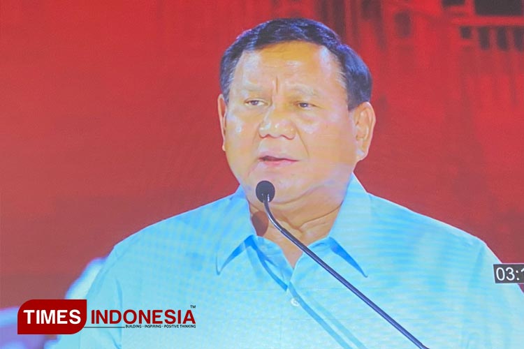 Calon presiden Prabowo Subianto ketika sesi Debat Capres 2024 di Istora Senayan, Jakarta (7/1/2024).    (FOTO: Farid Abdullah/TIMES Indonesia).  