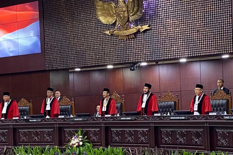 Sidang Pleno Khusus Penyampaian Laporan Tahunan 2023 dan Pembukaan Masa Sidang Tahun 2024 di Ruang Sidang Pleno Mahkamah Konstitusi RI, Jakarta, Rabu (10/1/2024). (FOTO: ANTARA/Fath Putra Mulya)