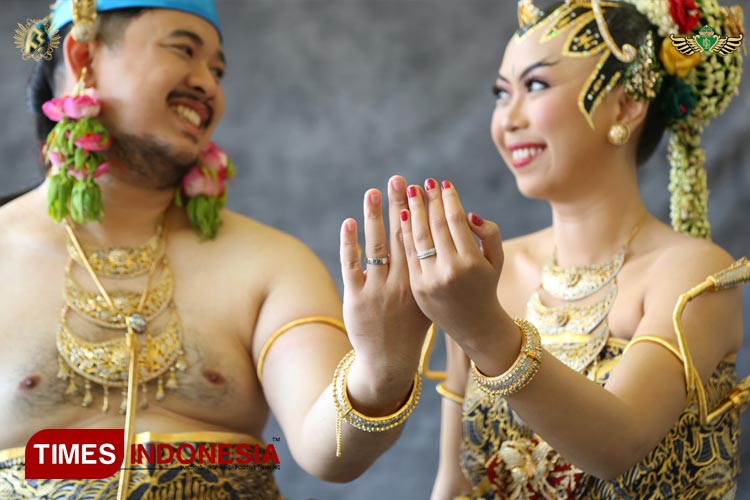 Usai Menikah, BPH Kusumo Kuntonugroho dan Istrinya Tinggal di Jepang