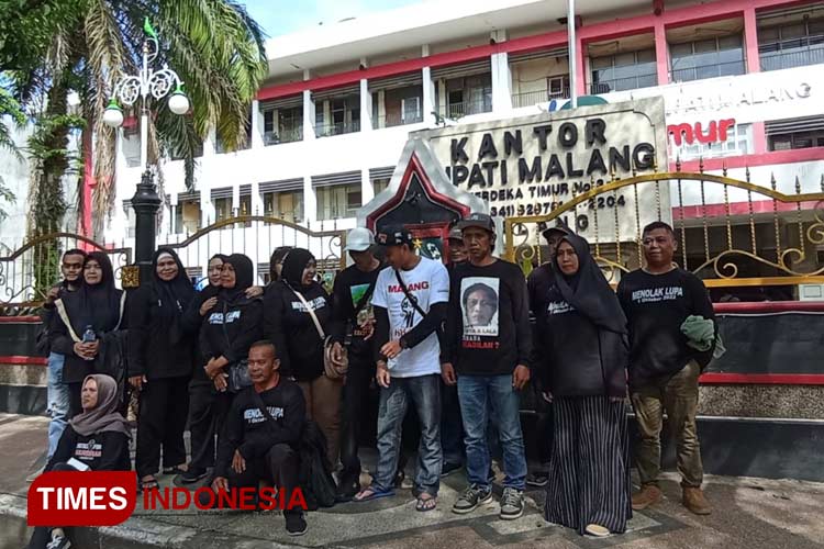 Keluarga Korban Tragedi Kanjuruhan Minta Tak Ada Pembongkaran Pintu 13 Tribun Stadion