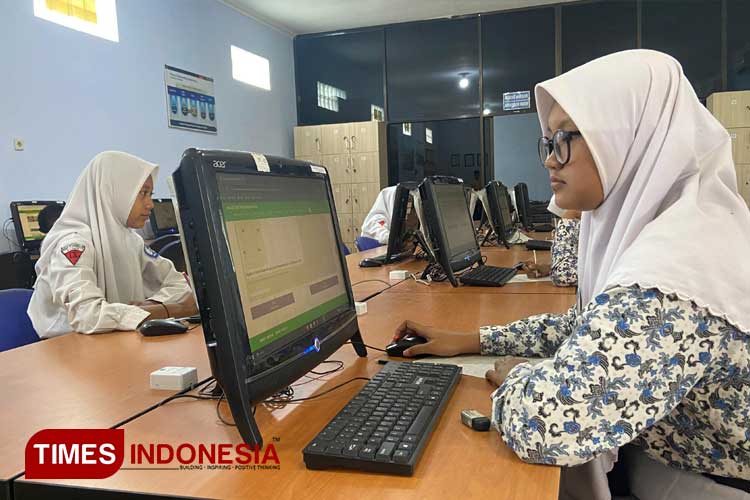 SMK Muhammadiyah Kudus Jawa Tengah menggelar Olimpiade Matematika dan IPA. (Foto: Arif/TIMES Indonesia)