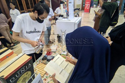Mahasiswa Unitomo Bicara Kopi Melalui Surabaya Coffee Fest