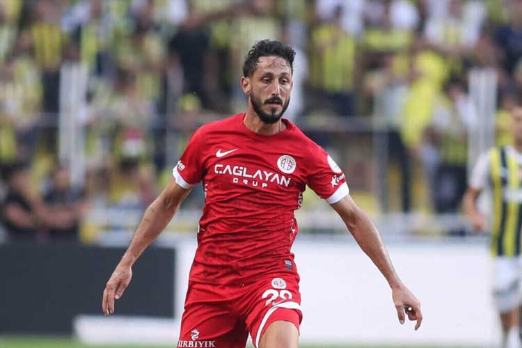 Sagiv Jehezkel telah dibebaskan polisi Turki, namun ia tetap terancam kontraknya diputus oleh club. (FOTO: The Athletic)