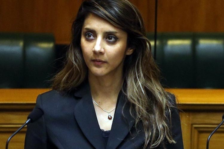 Lulusan Kampus Ternama, Anggota Parlemen New Zealand Tertangkap Kamera Mencuri