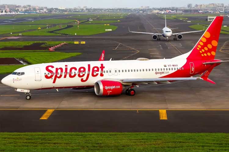 Pesawat-Spicejet-2.jpg