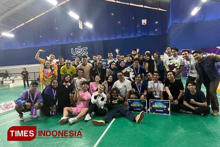 Puluhan startup di Malang saat mengikuti kegiatan kompetisi badminton. (Foto: Rizky Kurniawan Pratama/TIMES Indonesia)