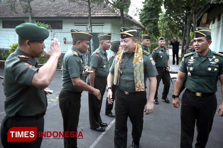 Kunjungi Hubdam V/Brawijaya, Ini Pesan Kapushubad untuk Prajurit