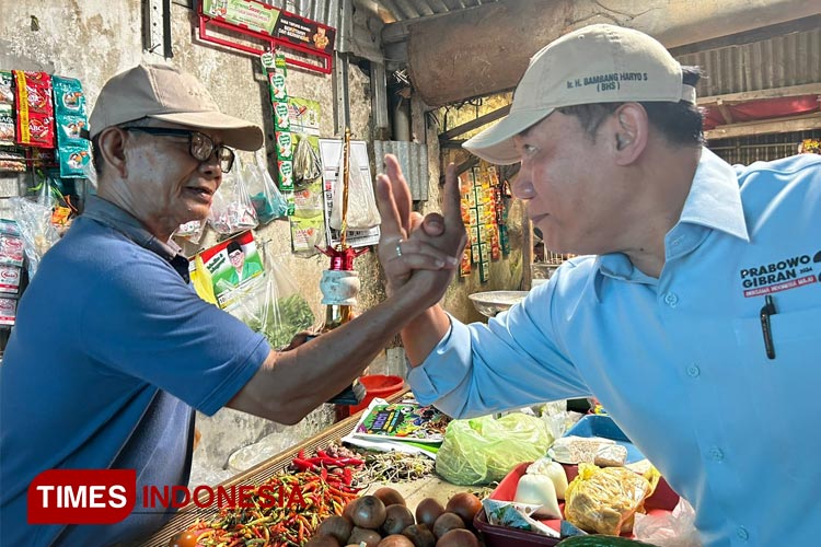 BHS 'Adu Panco' di Pasar Kedondong, Pedagang Siap Menangkan Prabowo-Gibran