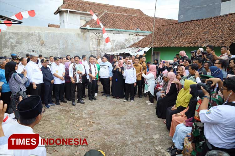 Menteri-ATR-2.jpg