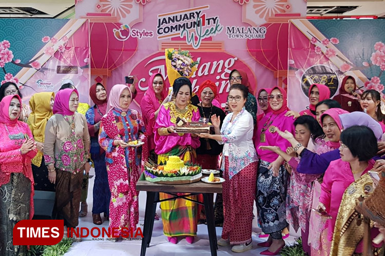Perayaan HUT ke 8 KCBI Malang Raya yang digelar di Matos, Jumat (26/1/2024). (Foto: Achmad Fikyansyah/TIMES Indonesia) 