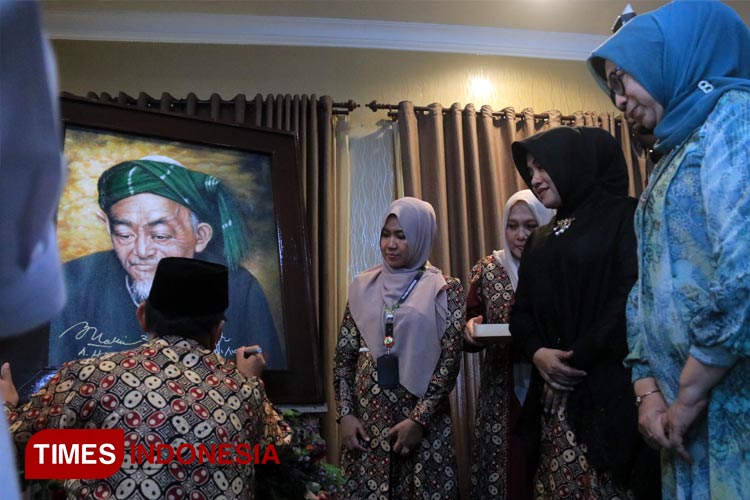 Bupati Mojokerto, Ikfina Fahmawati saat menghadiri acara Rakernas dan Halaqah Kebangsaan di Trawas, Sabtu (27/1/2024). (FOTO: Dok. TIMES Indonesia)