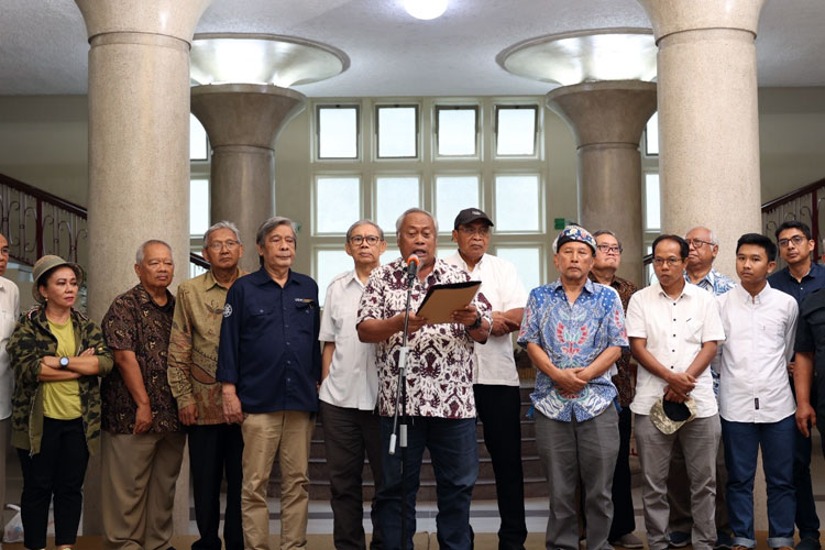 Puluhan Guru Besar UGM Sampaikan Petisi Bulaksumur di Balairung Gedung Pusat UGM (FOTO: Humas UGM for TIMES Indonesia)