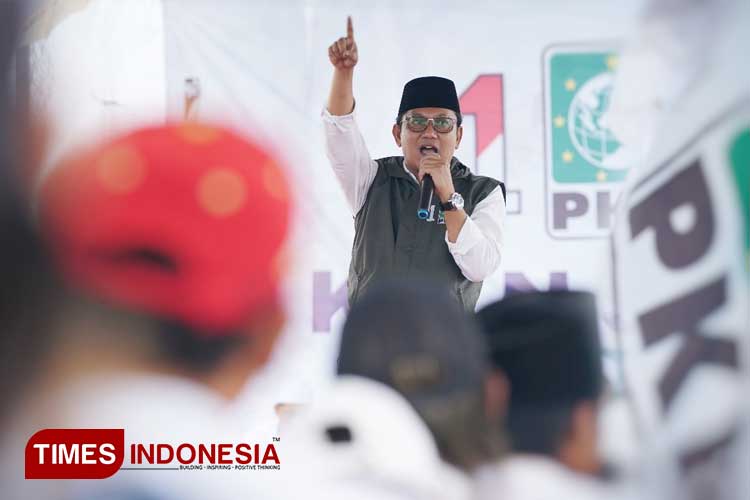 Abdul Malik Haramain saat berorasi dalam kampanye terbuka pemenangan AMIN dan PKB. (Foto: Taufik Hidayat/TIMES Indonesia)