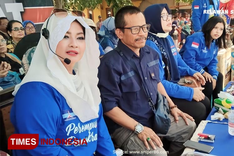 Herniatie, Aktivis Perempuan yang Kini Nyaleg DPR RI Dapil Jatim II ...