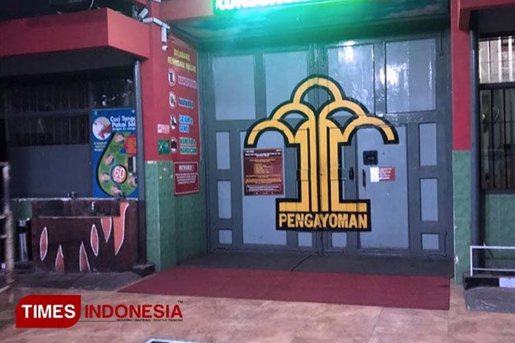 Nampak depan gerbang masuk Lapas Kelas I Malang. (Foto: Dok. TIMES Indonesia)