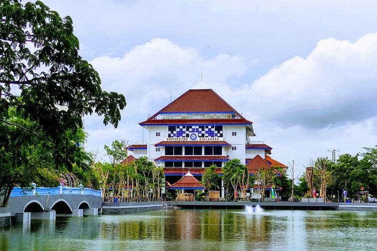 Universitas Airlangga (FOTO: unair.ac.id)