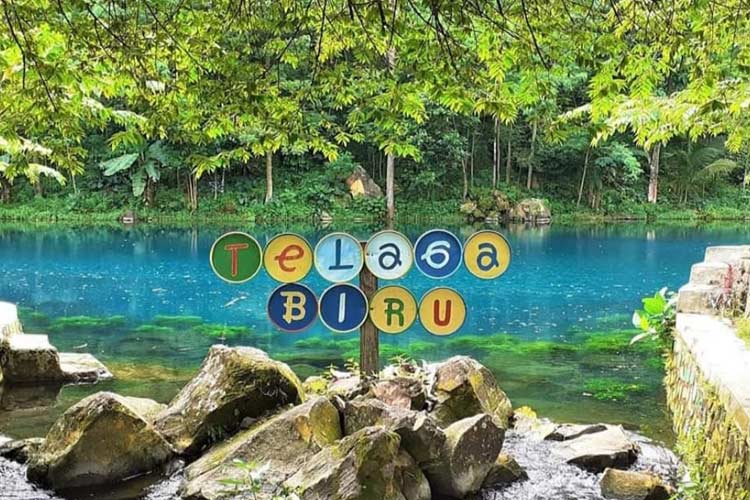 Immerse Yourself in Majalengka's Tranquil Oasis: Telaga Biru Nila