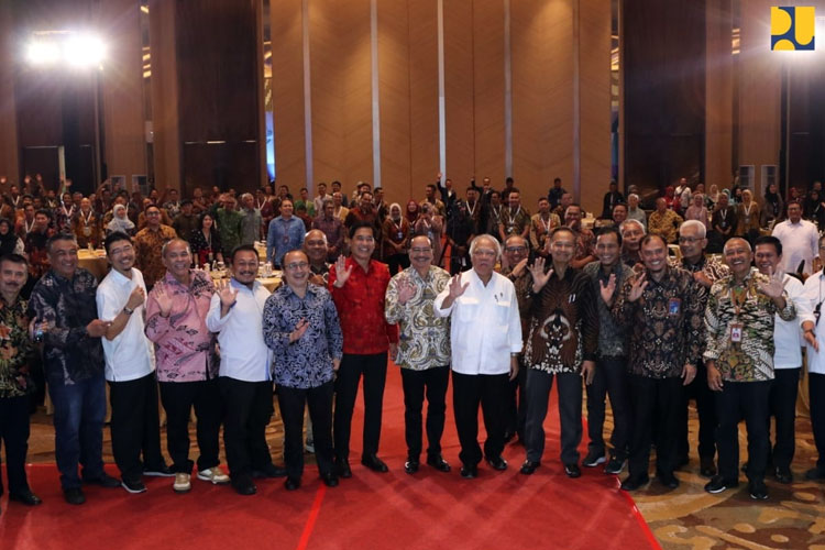 Menteri-Basuki-1.jpg