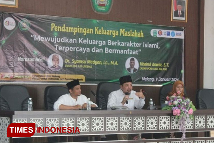 Narasumber Dr. Syamsu Madyan menyampaikan materi Pendampingan Keluarga Maslahah. (FOTO: AJP TIMES Indonesia)