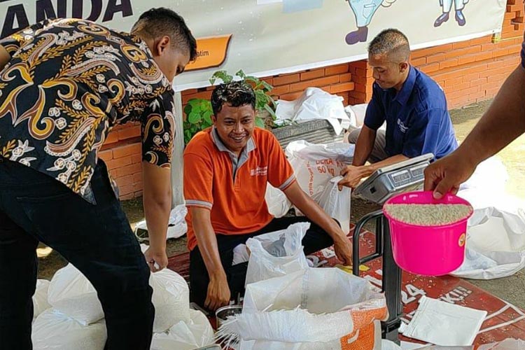 Gencarkan Operasi Pasar, Pj Wali Kota Mojokerto: Penimbun Disanksi Pidana 5 Tahun Penjara
