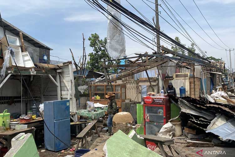 Puting Beliung Rusak Rumah Warga Kabupaten Bandung Times Indonesia