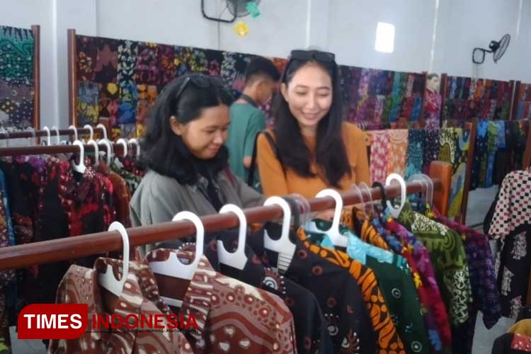 Toko-Batik-2.jpg