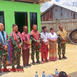 Peresmian Renovasi Rumah Masyarakat dalam Rangka HUT Ke-59 Batallyon Infanteri 742/SWY oleh Pos Nananoe