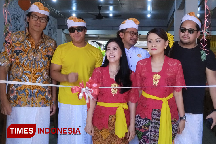 Alasan Artis Billy Saputra Buka Rumah Makan Tempong Lalah di Bali
