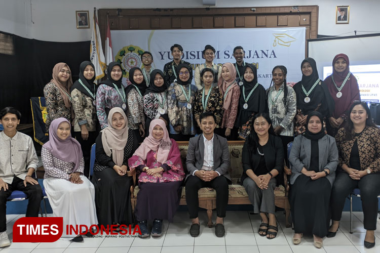 16 Mahasiswa Fakultas Psikologi UP45 Yogyakarta Ikuti Yudisium