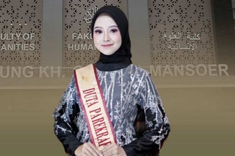 Mahasiswi UIN Malang Nabilah Ulil Fikriyah yang berhasil meraih Best Speech pada ajang Putera Puteri Parekraf Nasional 2024. (Foto: Humas UIN Malang)