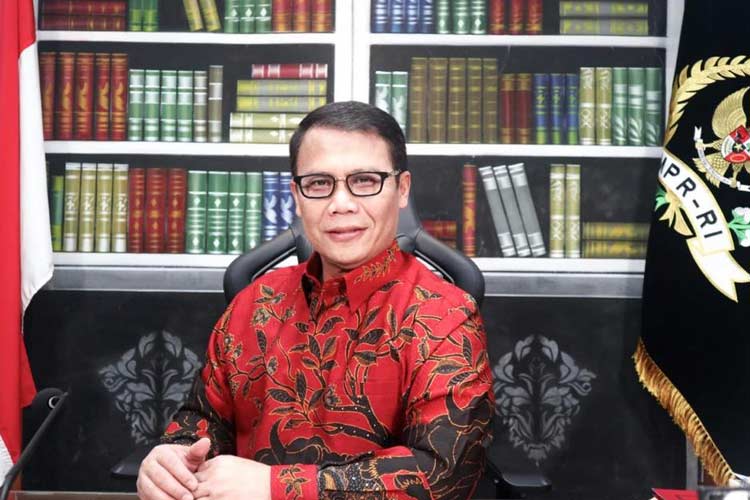 Ahmad Basarah Terima Penghargaan Nawacita 2024 untuk Kategori Pendidik Karakter Bangsa