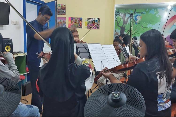 Konser Orkestra "Tukang Pos dalam Amplop" Siap Menggebrak Madiun