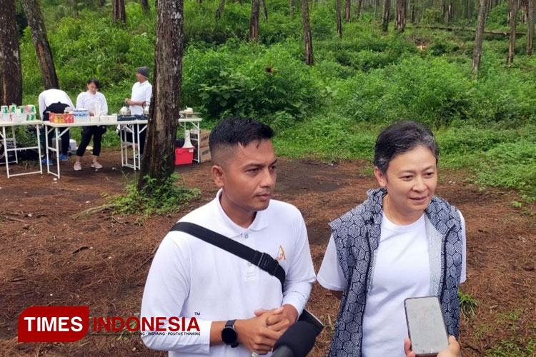 Lanny-Gesang-GM-Joglo-Ageng.jpg