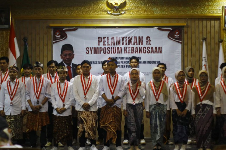 DPC Persatuan Mahasiswa Pencinta Tanah Air Indonesia (PMPI) Kabupaten Pemalang grlar kegiatan Pelantikan dan Simposium. (FOTO: ist) 