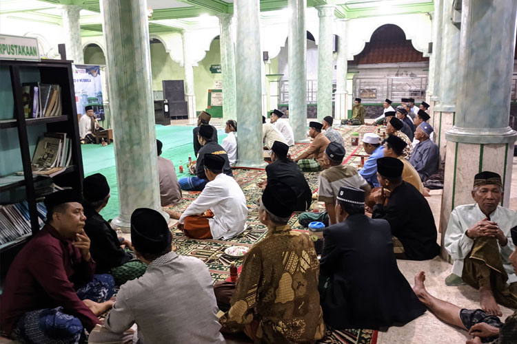Masjid-Jami-Baiturahim-panjen.jpg