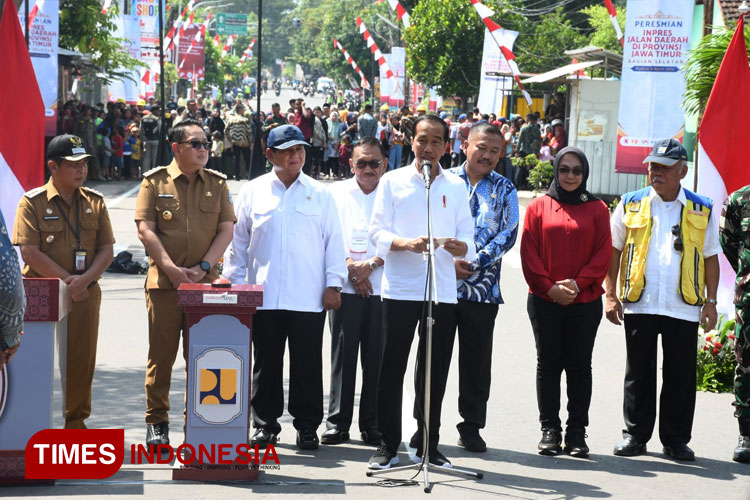Joko-Widodo-2.jpg