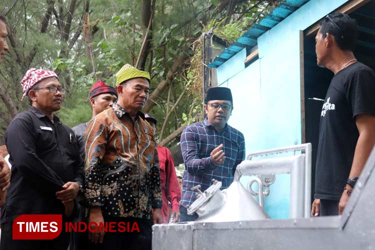 Menko PMK, Muhadjir Effendy, berkunjung ke Bangsring Underwater. (Foto: Laila Yasmin/TIMES Indonesia)