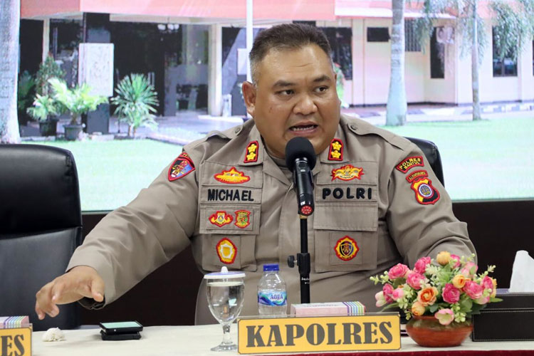 Kapolres Bantul AKBP Michael R Risakotta foto. (Foto: Humas Polres Bantul)