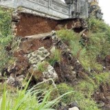 Cuaca Buruk, Dua WNA Tewas Tertimbun Tanah Longsor di Tabanan
