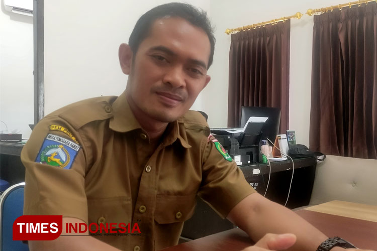 Kabid Bina Marga Dinas PUPR dan Perkim KLU, Bambang Gunawan. (Foto: Hery Mahardhika/TIMES Indonesia)